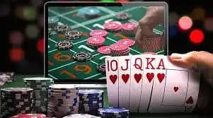 Tampilan ulasan erek di layar ponsel